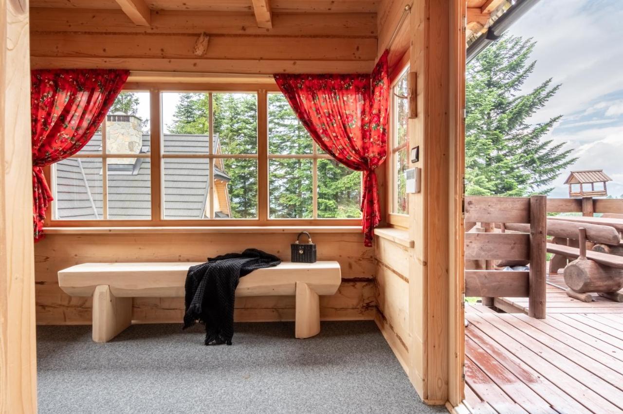 Holiday home Goralskie Pod Gontem Na Polanie Pajakowka *