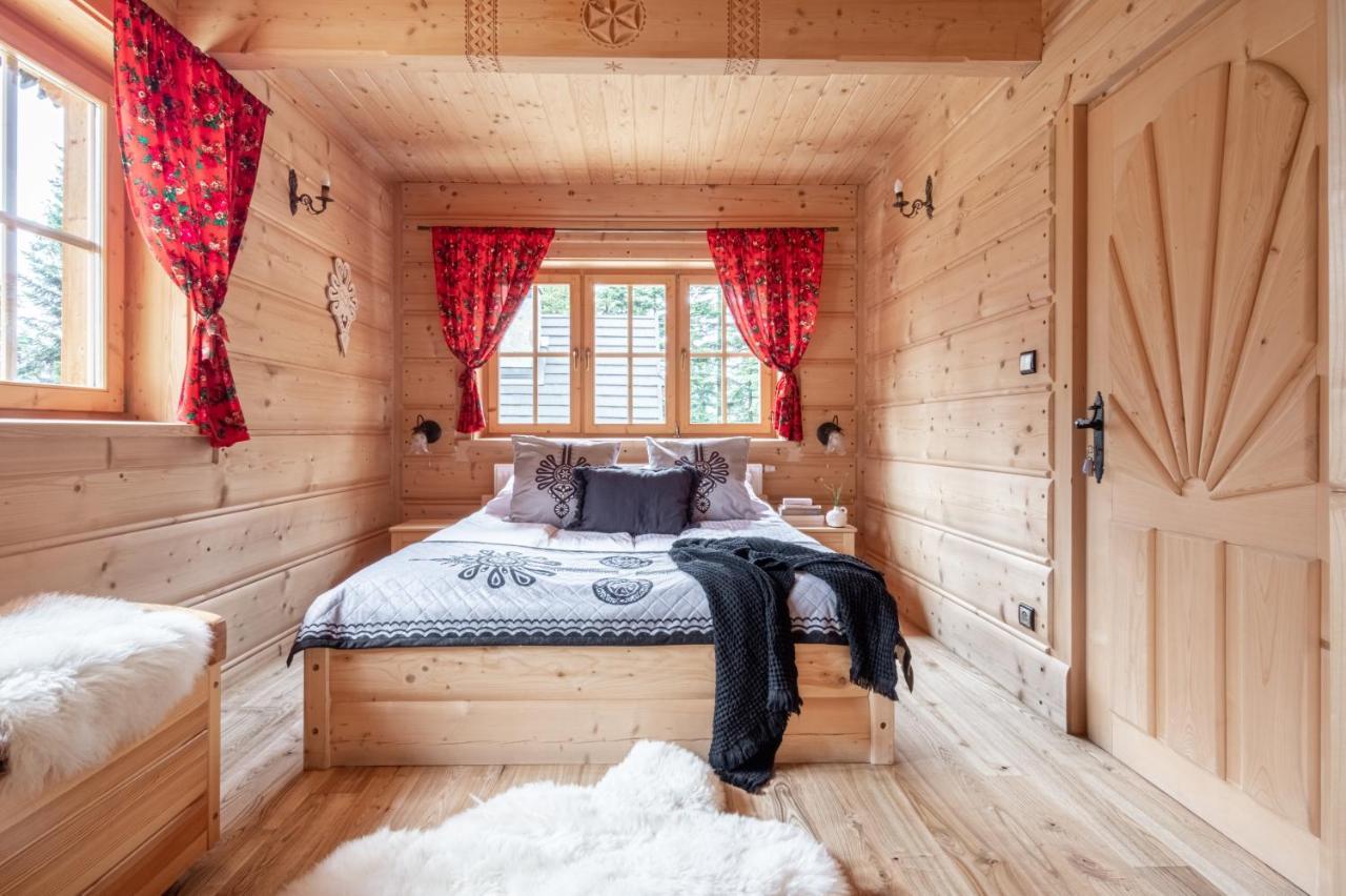 Holiday home Goralskie Pod Gontem Na Polanie Pajakowka